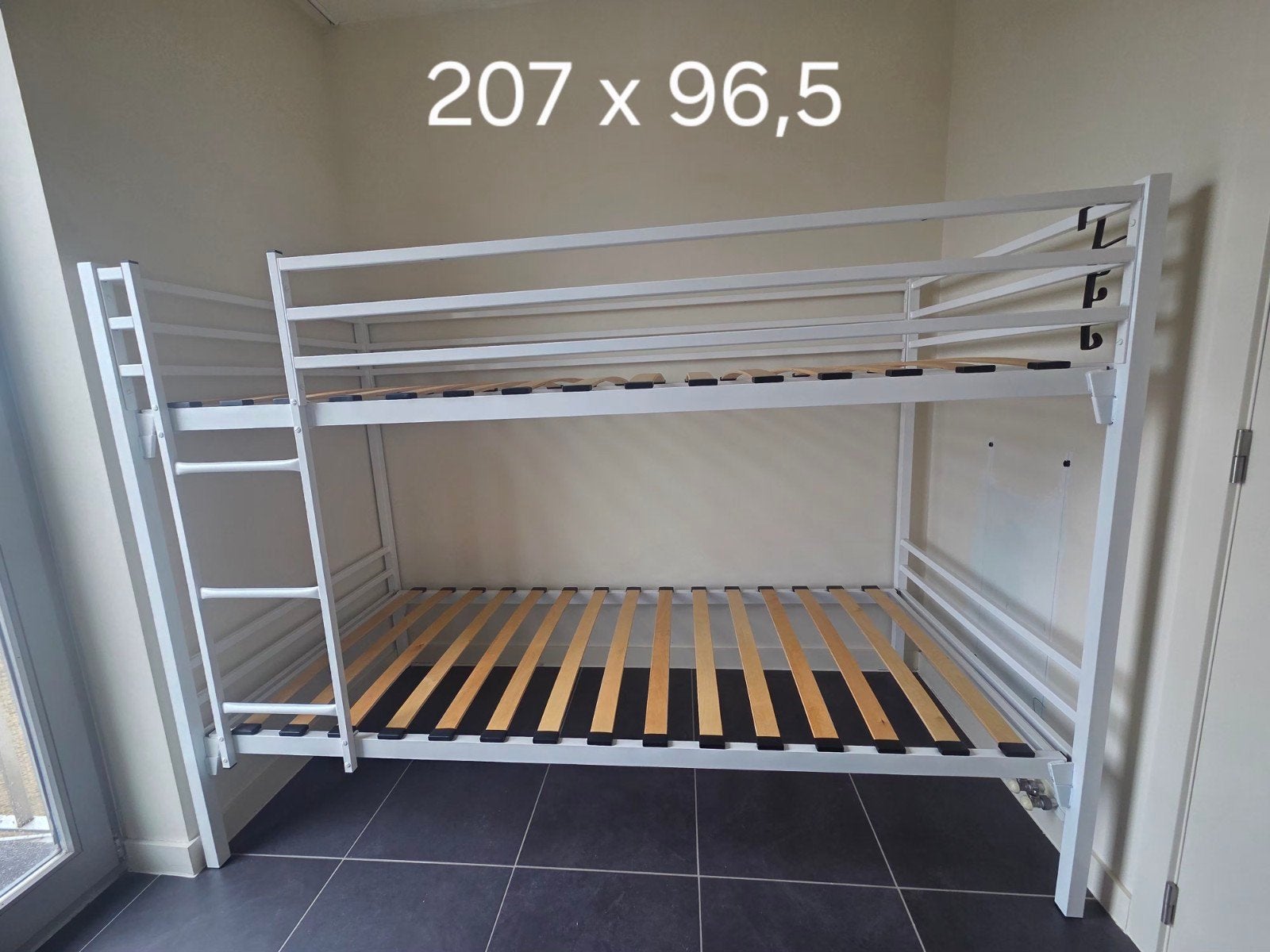 stapelbed, Ophalen, Zo goed als nieuw, Stapelbed