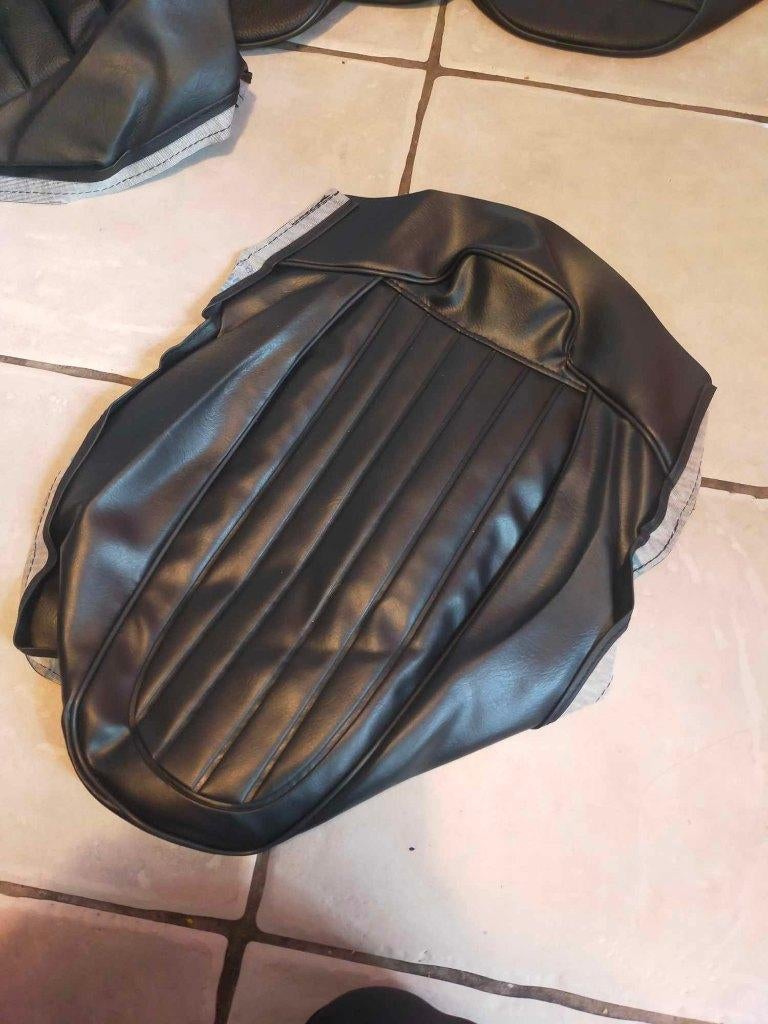 Housse se selle honda ss50z, Motos, Enlèvement ou Envoi, Neuf