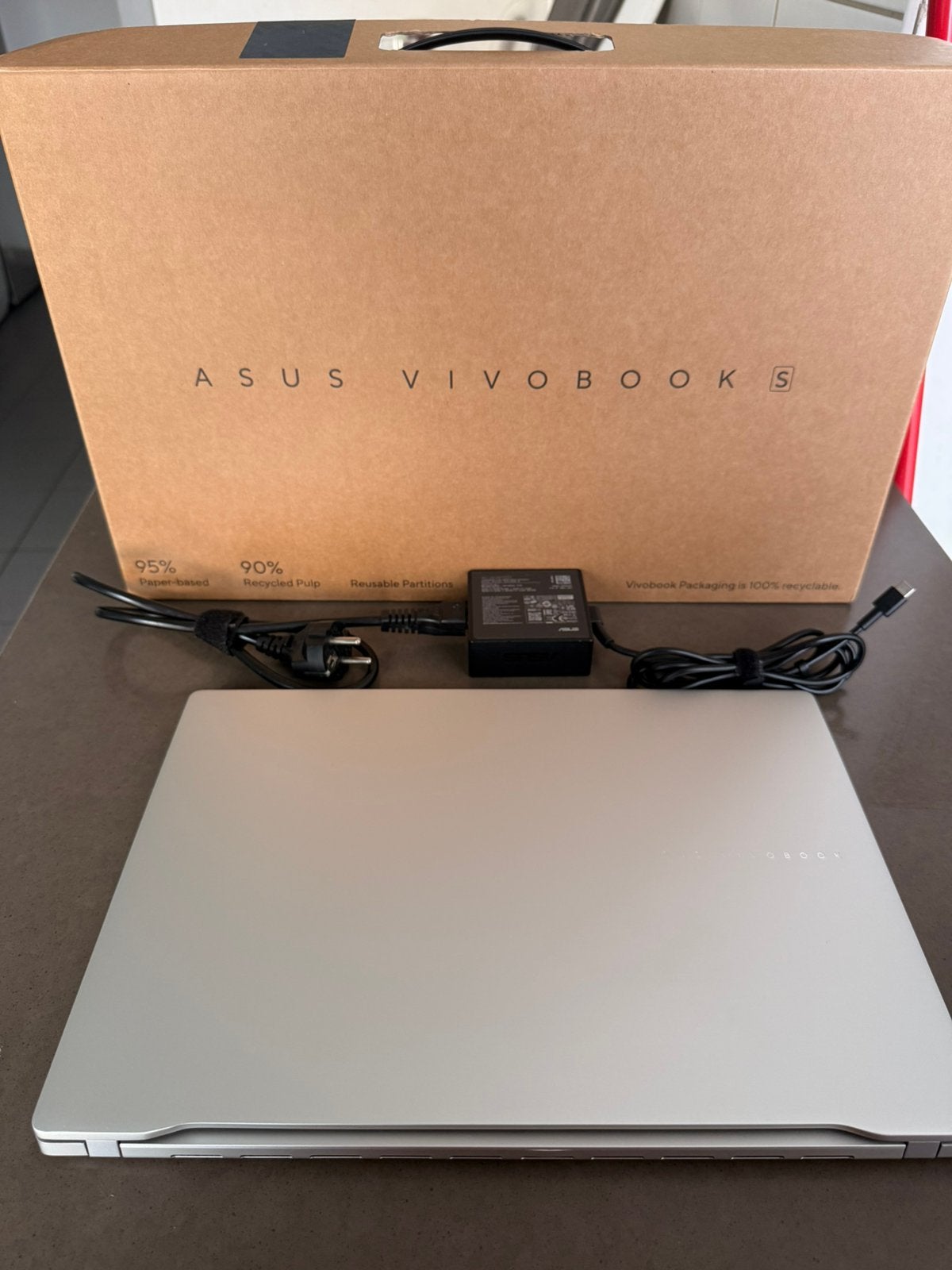 ASUS Vivobook S 15 OLED — Ryzen 7 — 16 GB RAM — 1 TB SSD, Computers en Software, Overige Computers en Software, Ophalen, Zo goed als nieuw
