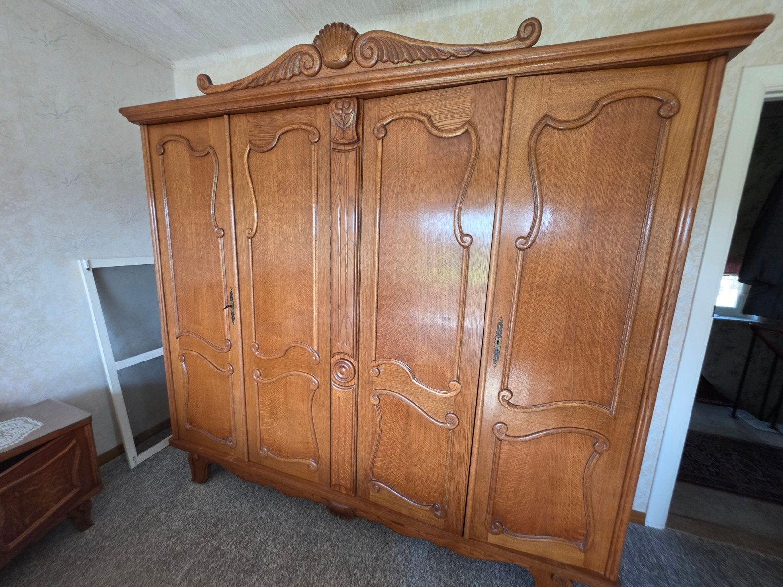 Antieke slaapkamer meubels, Ophalen