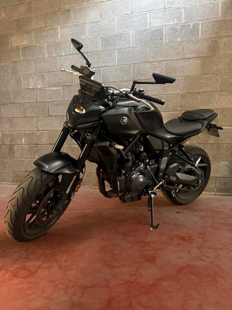 Yamaha MT-07, Motoren, 700 cc, 2 cilinders, Particulier, Minimaal motorrijbewijs A2