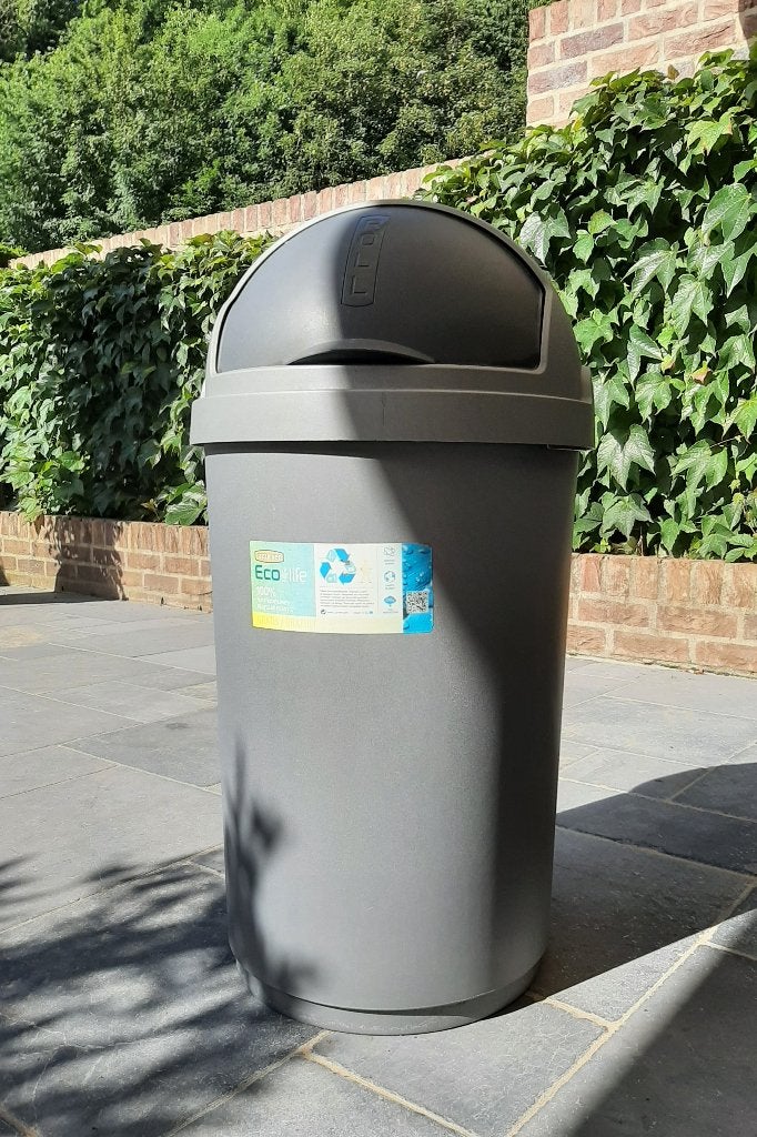 Te koop: Prima staat!! Handige vuilnisbak van Curver 50/60L., Huis en Inrichting, Woonaccessoires | Prullenbakken, Zo goed als nieuw