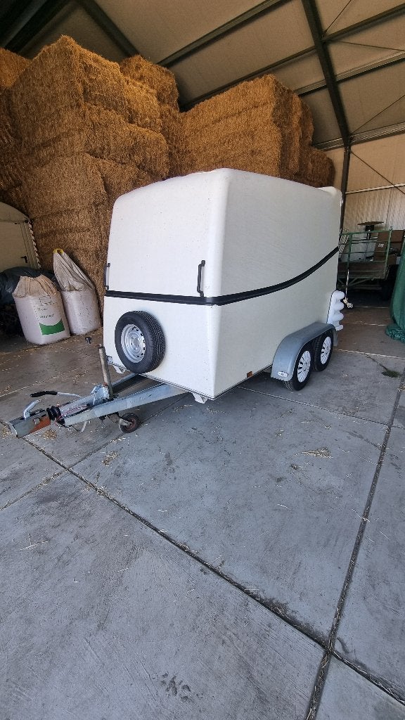 Polyester gesloten aanhangwagen rebel dalery 2 ton, Auto diversen, Aanhangers en Bagagewagens, Ophalen, Gebruikt