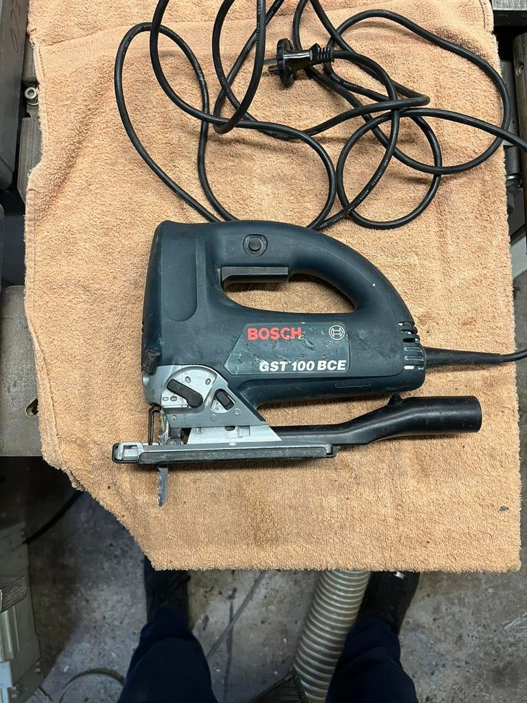 Bosch GST 100 BCE Professional decoupeerzaag, Doe-het-zelf en Bouw, Ophalen of Verzenden, Gebruikt, Decoupeerzaag