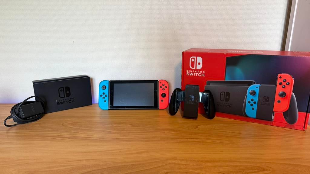 Nintendo switch + veel extra’s, Met games, Met 2 controllers, Refurbished, Ophalen of Verzenden