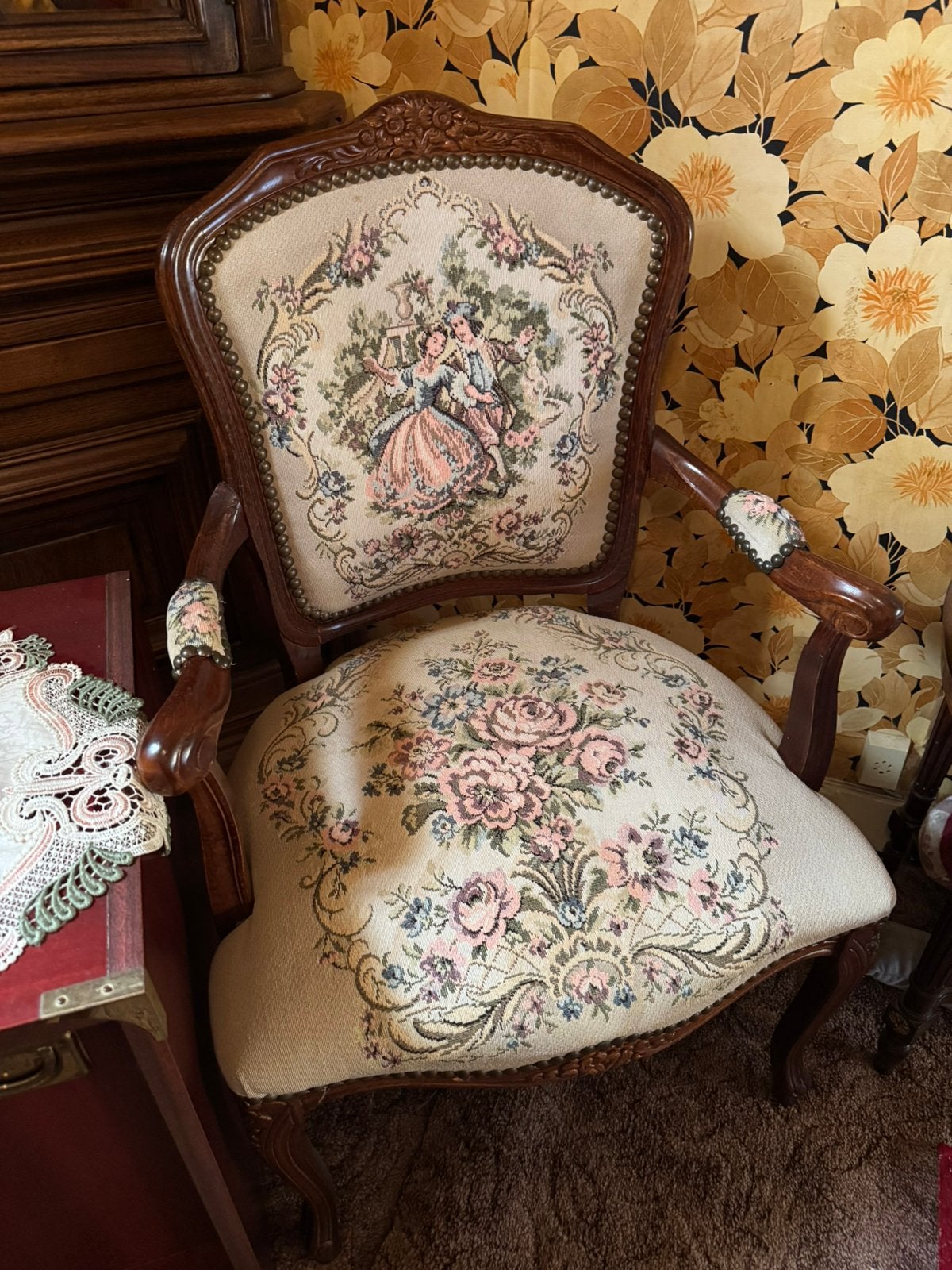 Antieke & moderne stoelen te koop, Enlèvement