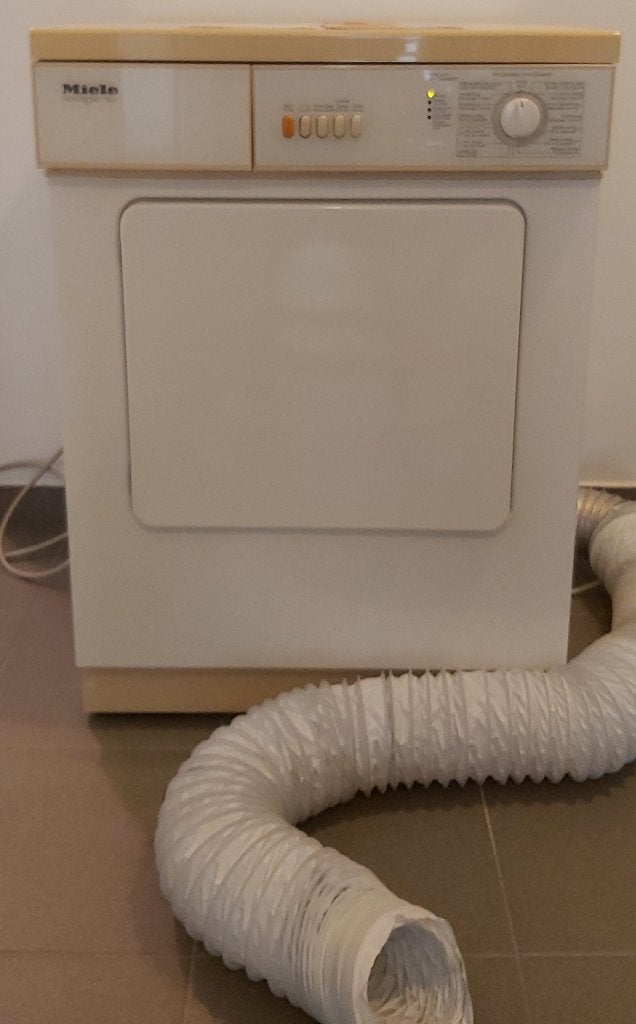 Droogkast Miele met afvoer, Elektronische apparatuur, Ophalen, 6 tot 8 kg, Gebruikt, Luchtafvoer