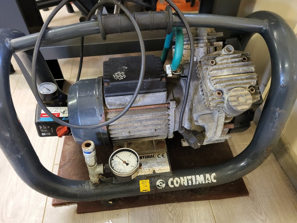 Compressor Contimac, Doe-het-zelf en Bouw, Ophalen, Gebruikt, 10 bar of meer