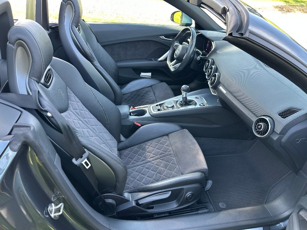 AUDI _ _ TTS 310 cv _ 40.000 km _ _ ETAT NEUF _ FULL OPTIONS, Autos, Euro 6, Entretenue par le concessionnaire, Noir, 2 portes