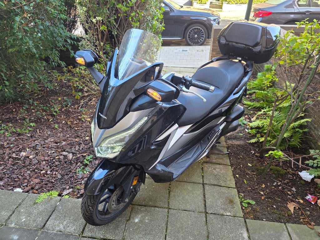 Honda Forza 300cc abs, Motoren, Scooter, Particulier, Minimaal motorrijbewijs A2, Automaat
