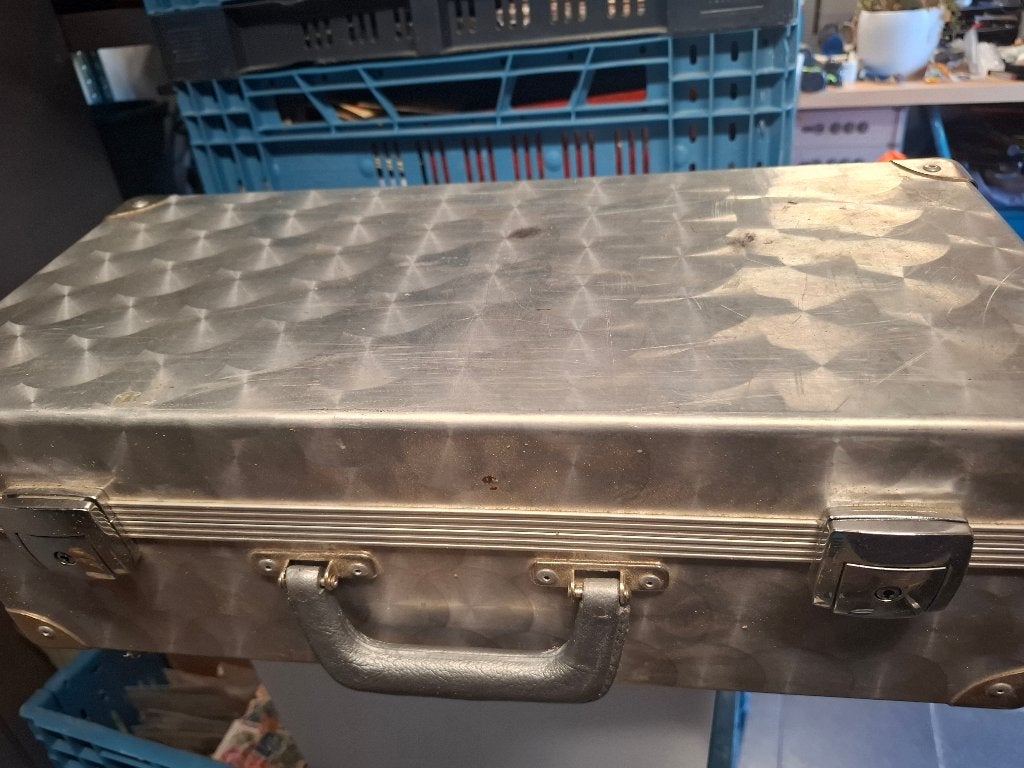 Metalen koffer, Ophalen, Minder dan 50 cm, Gebruikt, Minder dan 50 cm