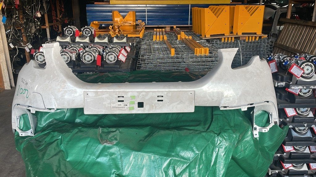 BUMPER VOOR Peugeot 2008 (CU) (01-2013/12-2019), Kontakt-peugeot@peugeot.com, Gebruikt, Voor, Bumper