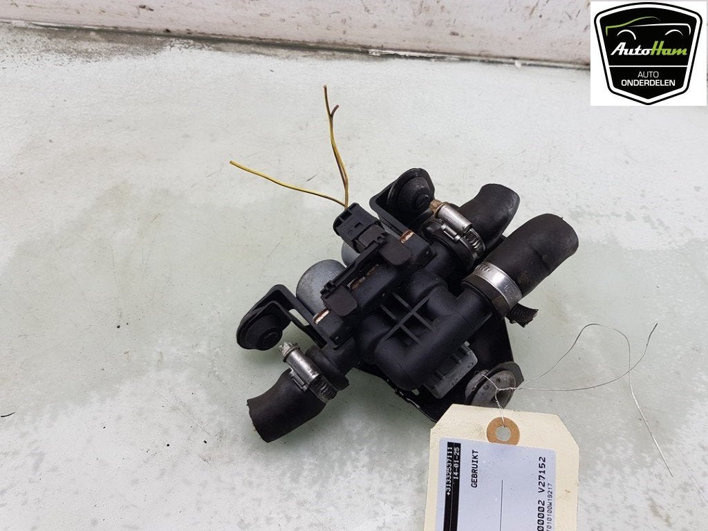 EXTRA WATERPOMP BMW X5 (F15) (|64116910544|), Gebruikt, BMW, Petuelring 130
80809  München, DE, Bayerische Motoren Werke AG