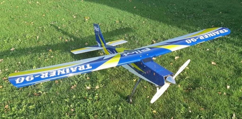 Vends trainer 90  pilot rc  en bon état et complet, Ophalen, Gebruikt, Benzine