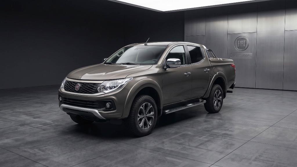 Fiat Fullback full options, Autos, Fiat, Particulier, Fullback, 4x4, Caméra de recul, Airbags, Air conditionné, Climatisation automatique