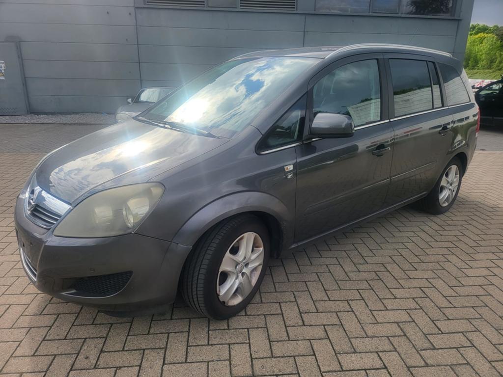 Opel zafira, Auto's, Zafira, Particulier, Te koop, Benzine