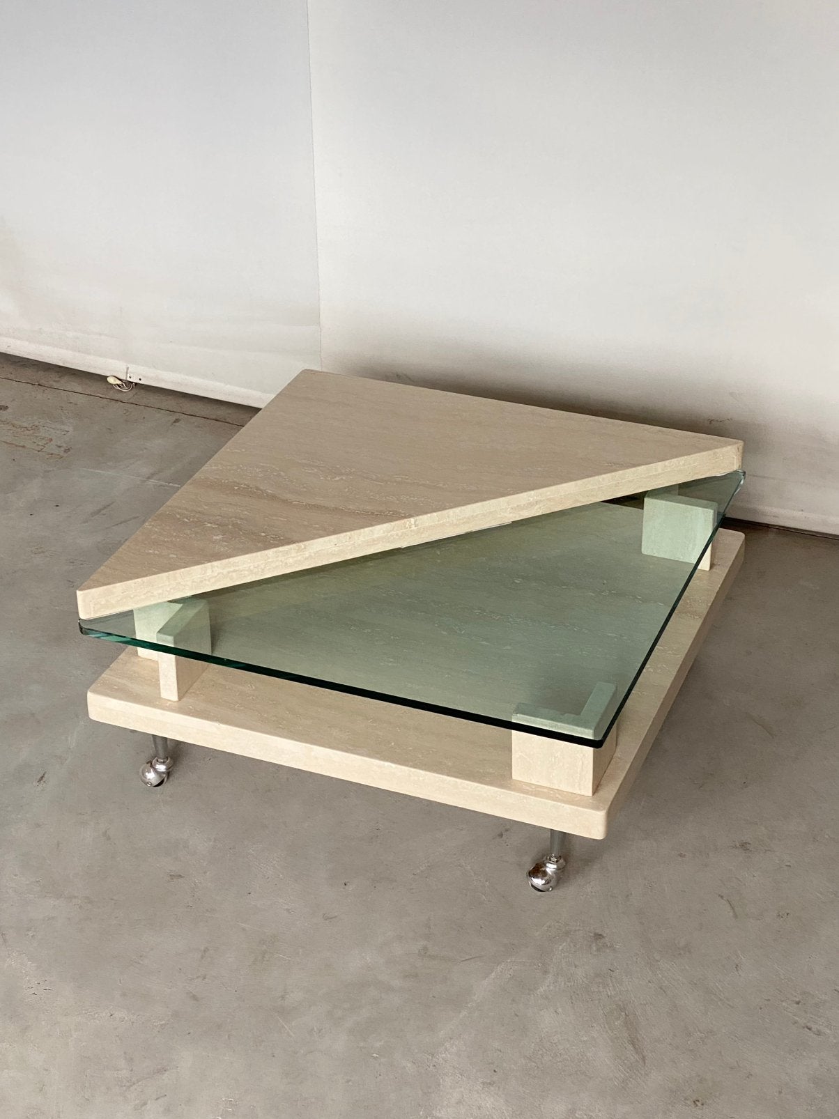 Vintage travertine coffeetable, Enlèvement