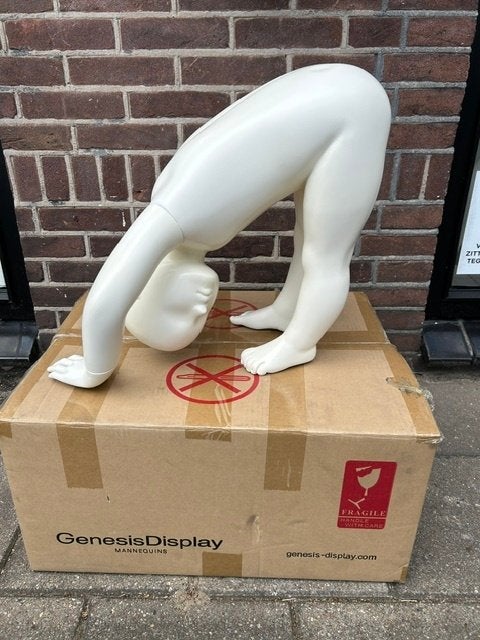 peuter / kind etalagepop etalagefiguur paspop koprol, Ophalen of Verzenden, Nieuw