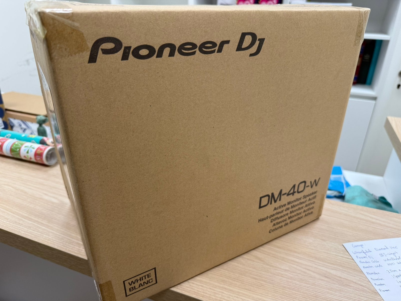 Haut-parleurs actifs Pioneer DM-40-W (blancs), Moniteur de studio, Enlèvement ou Envoi, Bass-reflex, 60 à 120 watts