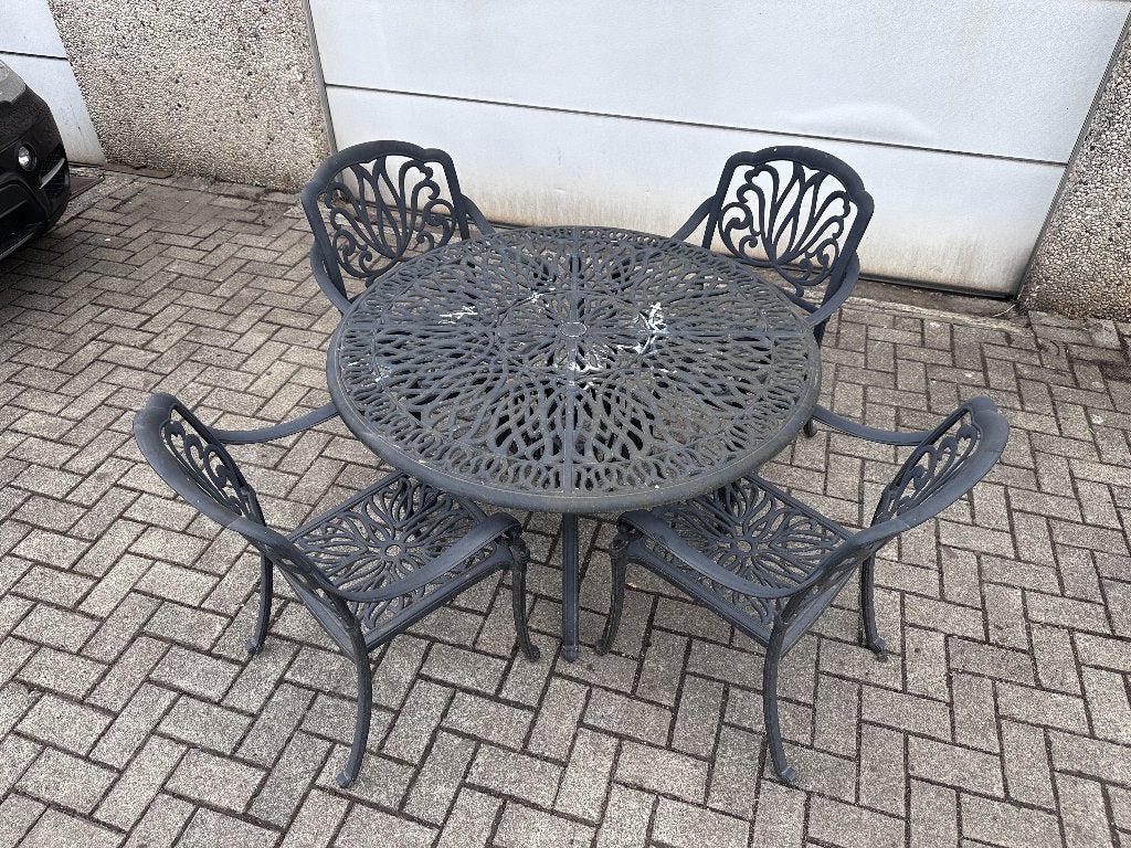 GRANDE TABLE DE JARDIN + 4 CHAISES EN FONTE, Enlèvement, Métal