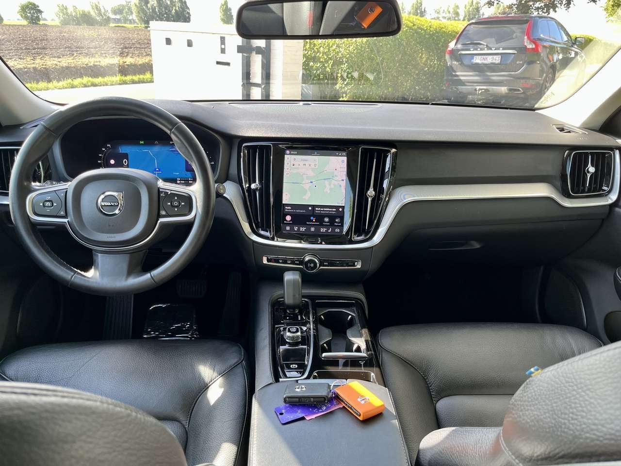 Volvo V60 V60 2.0 T6 AWD PHEV/72400km/Led/Carplay/Camera/Cru, Zwart, 1969 cc, 0 kg, Zwart