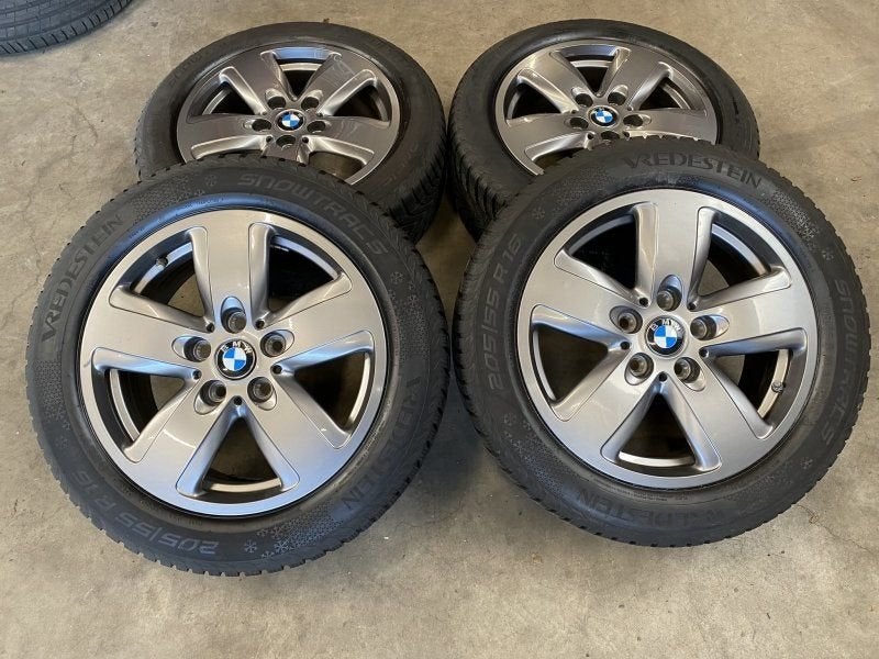 16 inch originele velgen + winterbanden BMW 1, 2 serie F40 F, Pneus et Jantes, Pneus hiver, 16 pouces, -