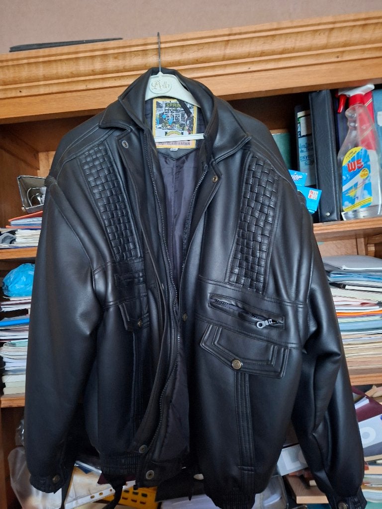 leren jas, Ophalen, Zo goed als nieuw, Maat 56/58 (XL), Zwart