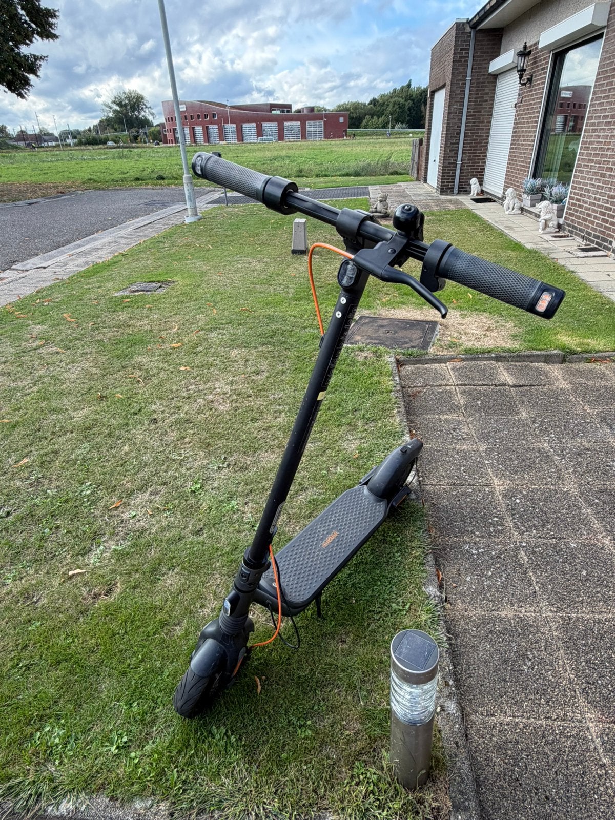Electrische step Segway ninebot F2 pro E, Fietsen en Brommers, Steps, Ophalen, Gebruikt