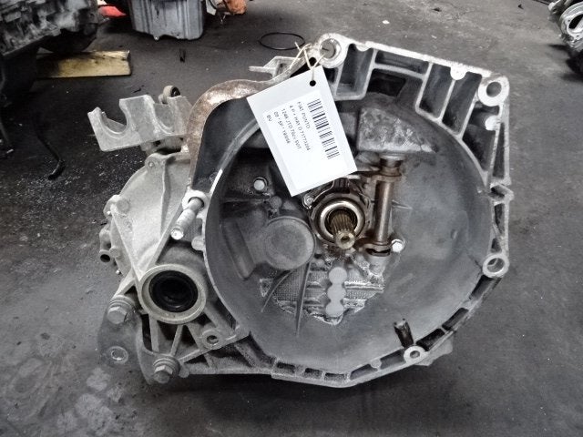 VERSNELLINGSBAK Fiat Grande Punto (199) (71773204), Auto-onderdelen, Gebruikt, Fiat