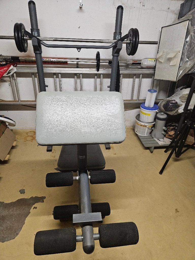 Fitnessbank met halterstang en gewichten, Ophalen, Gebruikt, Fitnessbank