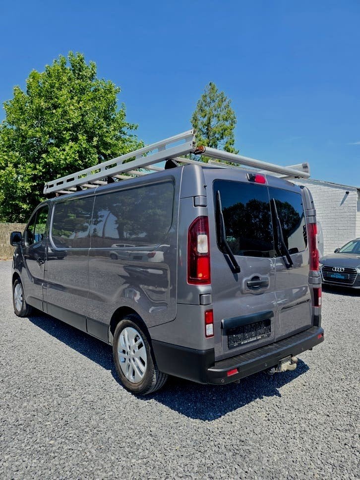 RENAULT TRAFIC COMFORT 3PL/NAVI/PDC/CRUIS-TREKAAK/DAKREK, Auto's, Voorwielaandrijving, 4 deurs, Stof, Euro 6