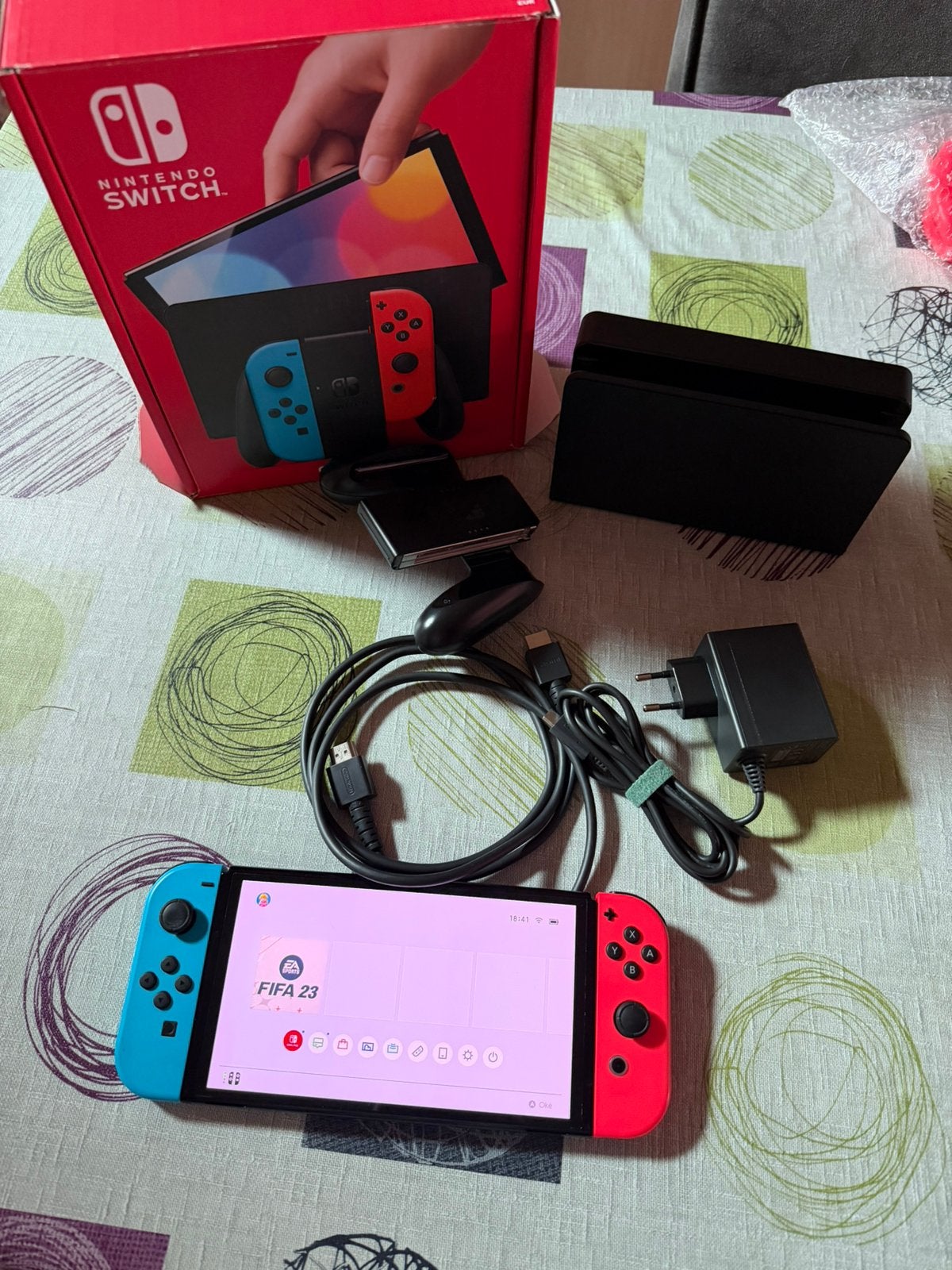 Nintendo switch oled, Ophalen of Verzenden, Zo goed als nieuw, Switch OLED