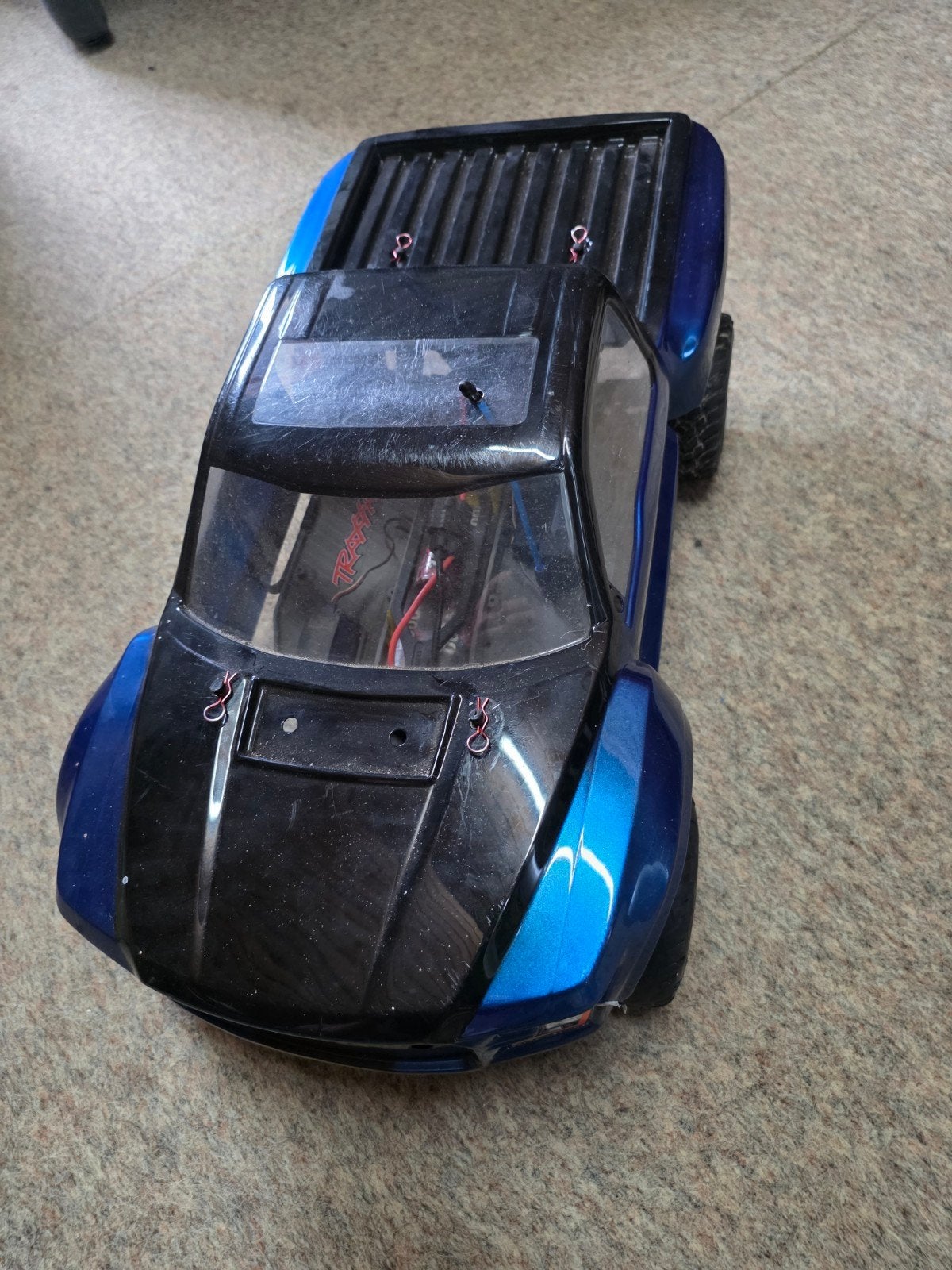 Traxxas Slash, Hobby en Vrije tijd, Elektro, Auto offroad, Ophalen of Verzenden, Zo goed als nieuw