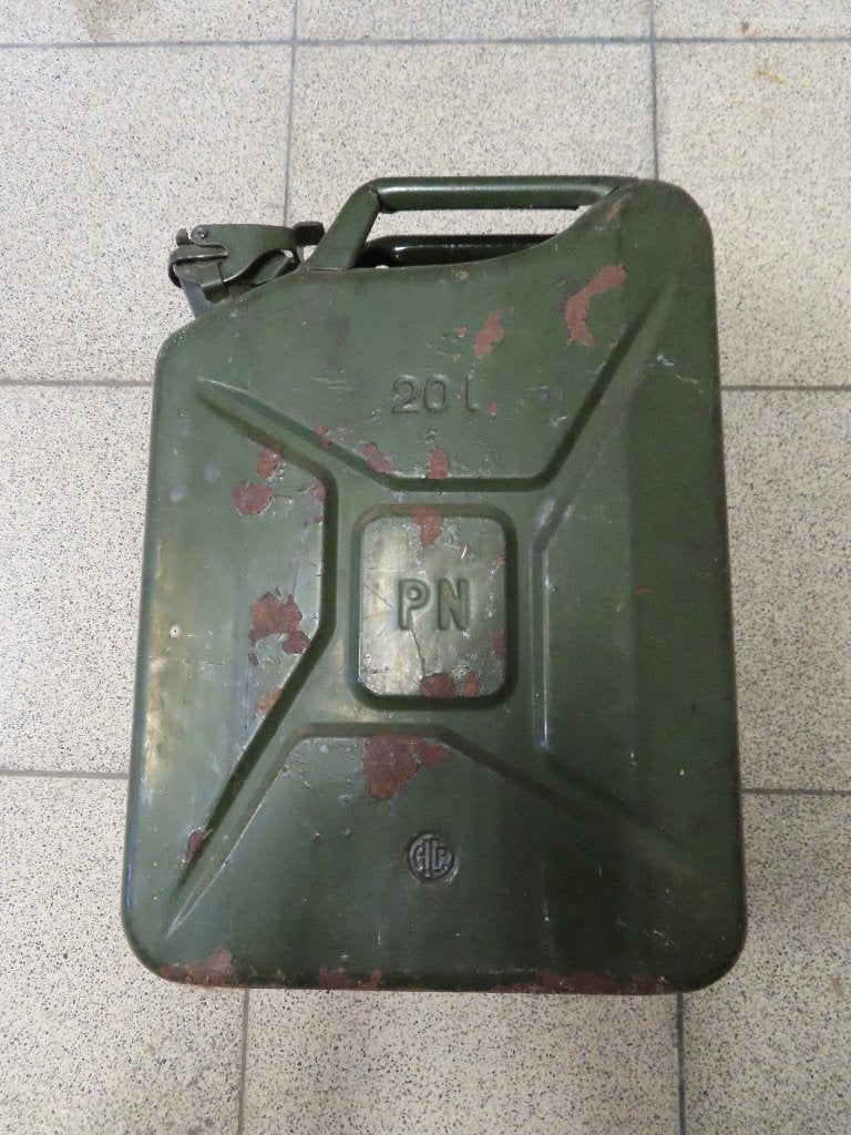 jerrycan, Enlèvement, Utilisé