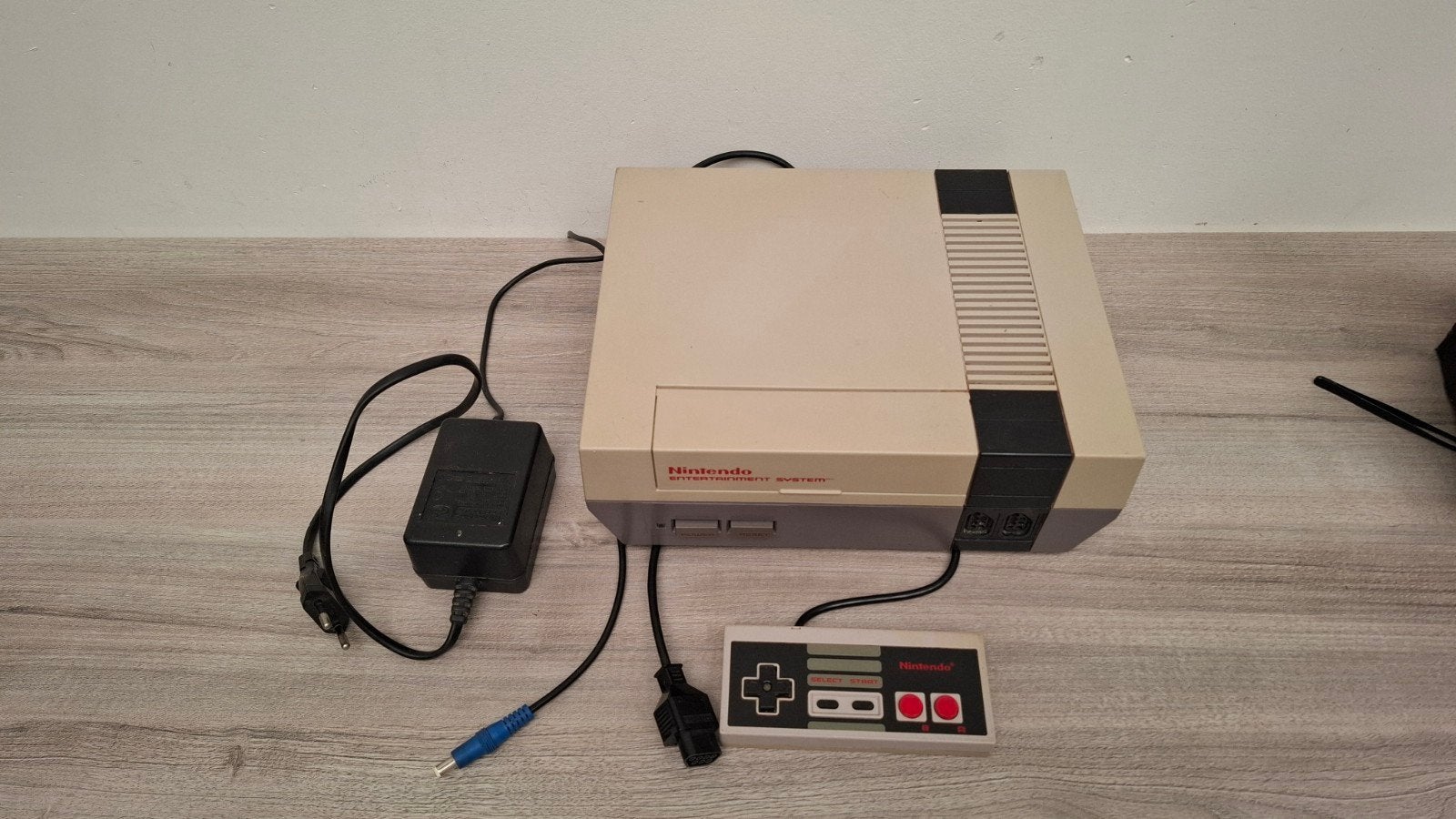 Nintendo Nes met een controller (HS), Games en Spelcomputers, Ophalen of Verzenden