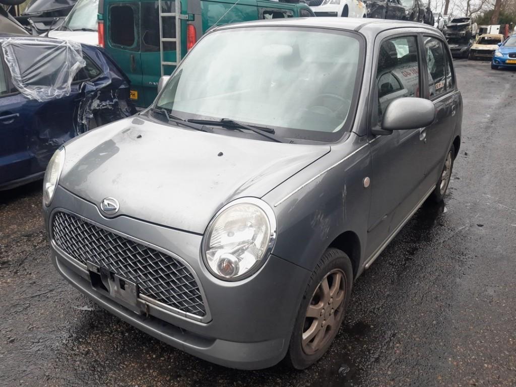 CONVERTISSEUR CATALYTIQUE Daihatsu Trevis (01-2006/-), Autos : Pièces & Accessoires, Systèmes d'échappement, Daihatsu, Utilisé
