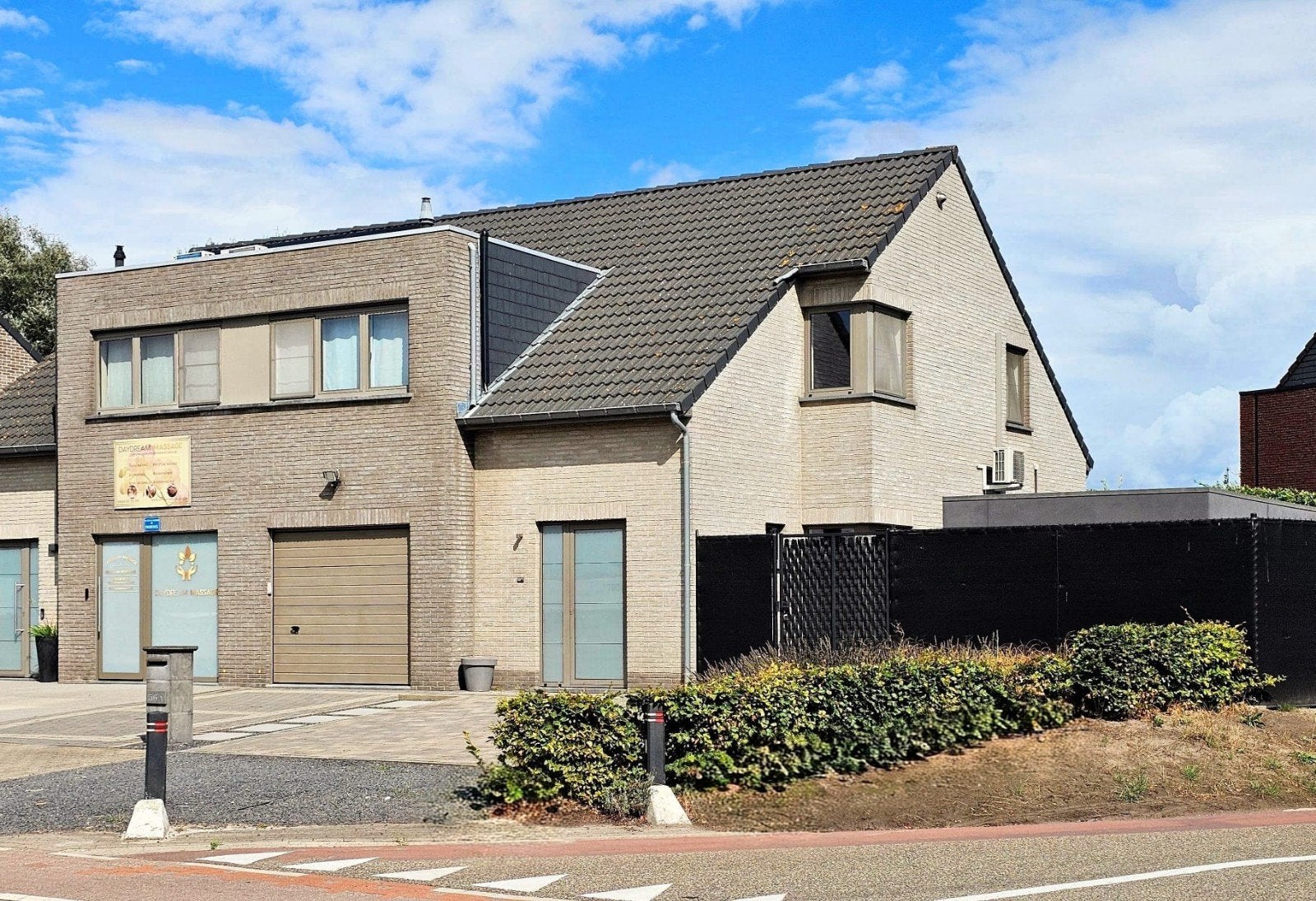 TE KOOP - Mooie halfopen woning - Stekene, Immo, Provincie Oost-Vlaanderen, 3 kamers, Hoekwoning, Verkoop zonder makelaar