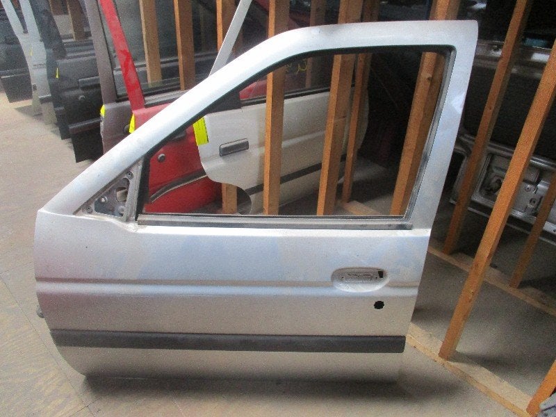 PORTIER LINKS VOOR Ford Escort 6 (AAL / ABL), Auto-onderdelen, Gebruikt, Deur, Voor, Henry-Ford-Straße  1
50735  Köln, DE