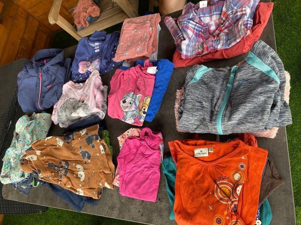 Meisjeskleding maat 116 en 116/122, Kinderen en Baby's, Kinderkleding | Kinder-kledingpakketten, Ophalen, Maat 116