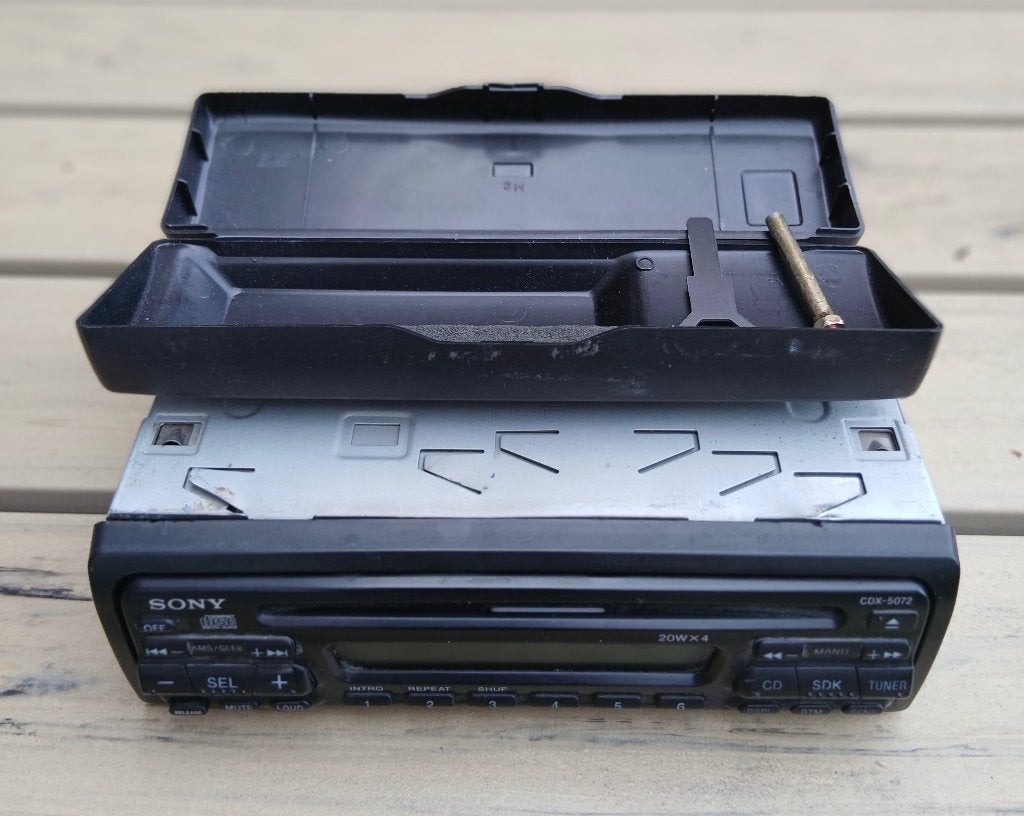 SONY AUTORADIO MET CD SPELER CDX-5072, Ophalen of Verzenden, Gebruikt