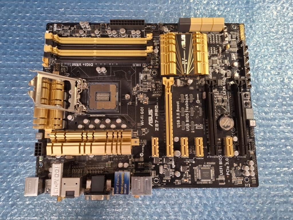 Asus Z87-PRO (socket 1150) met I/O shield & WiFi antennes, Enlèvement ou Envoi, Info@retrogamed.be, RetroGamed, DDR3