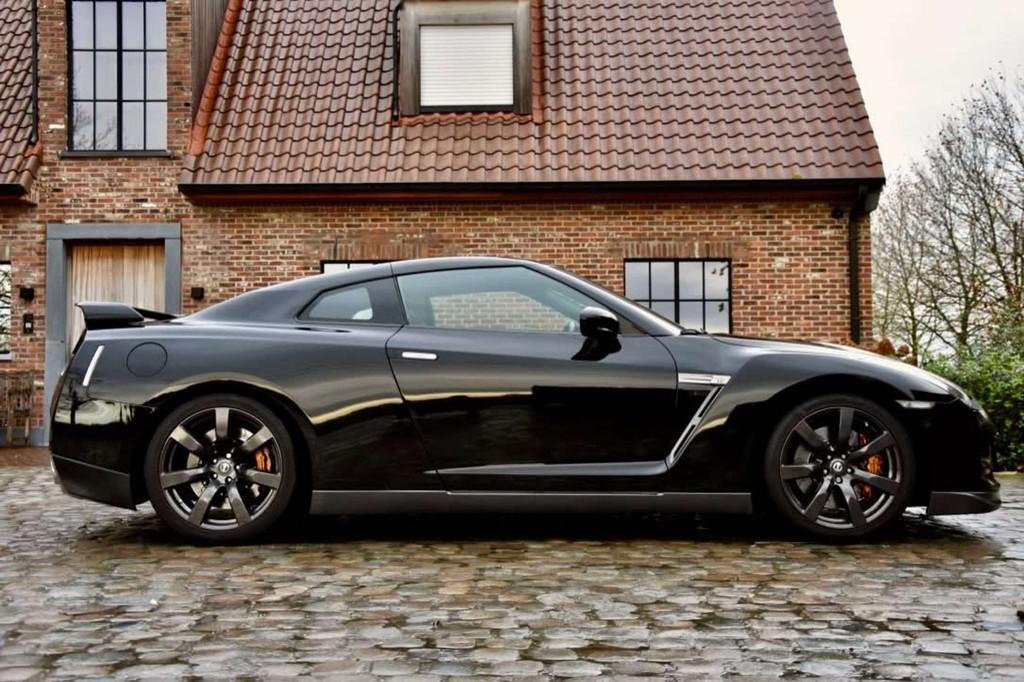 Nissan GT-R GT-R Black Edition *COLLECTORS ITEM* (bj 2010), Auto's, Gebruikt, Zwart, Zwart, Leder