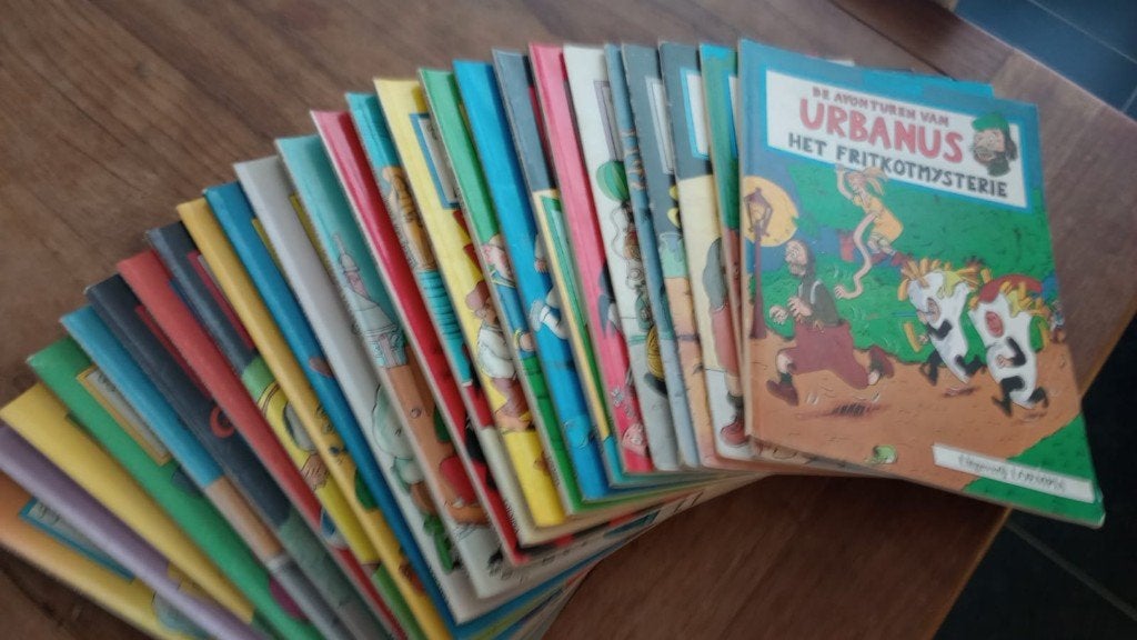 De eerste 25 albums Urbanus in 1ste druk + het plaatje, Gelezen, Linthout en Urbanus, Ophalen of Verzenden, Meerdere stripboeken