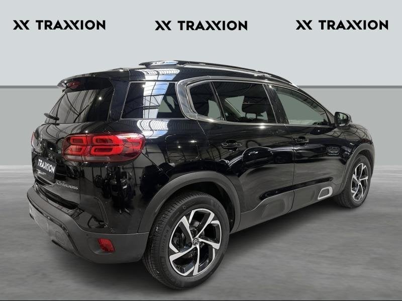 Citroen C5 Aircross shine, 121 g/km, 1199 cc, Zwart, Handgeschakeld