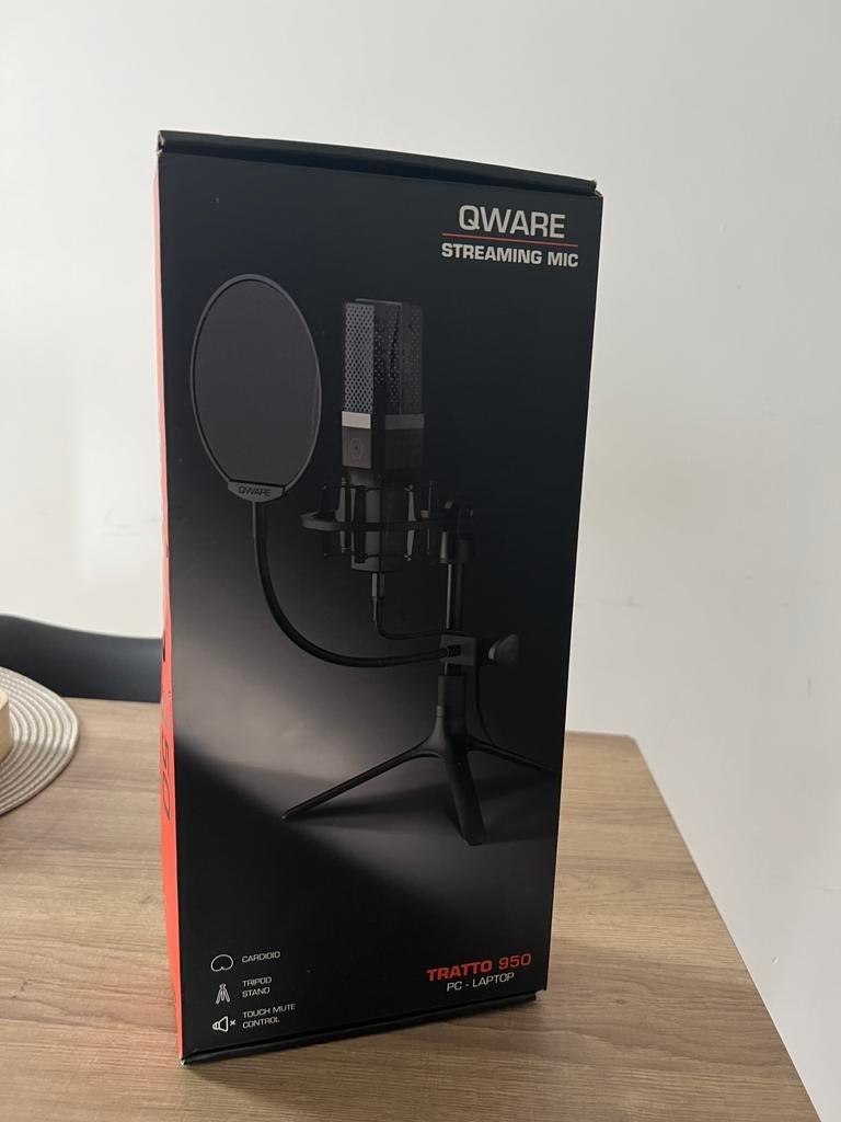 QWARE TRATTO 950 MICROFOON, Games en Spelcomputers, Spelcomputers | Overige Accessoires, Zo goed als nieuw, PC, Ophalen of Verzenden