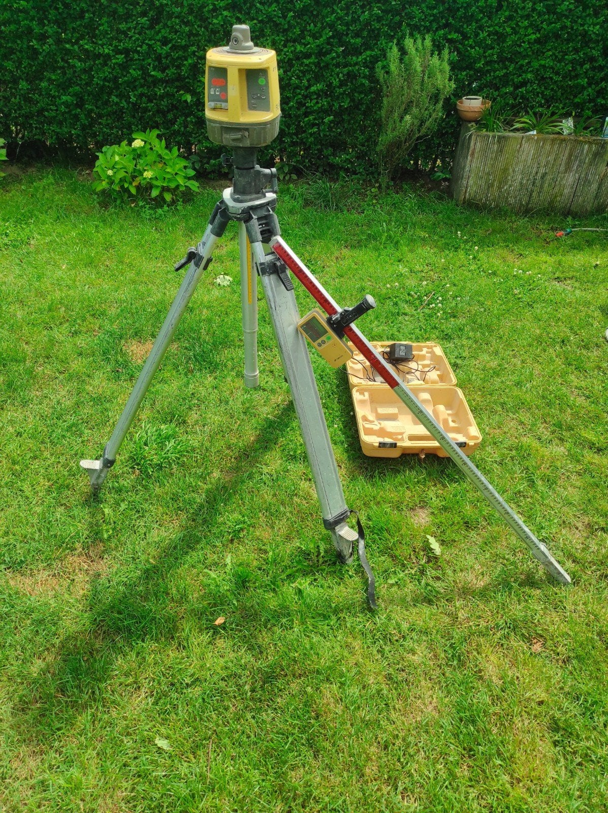 Topcon rl-vh3D. Zelfnivellerende laser met  toebehoren, Enlèvement