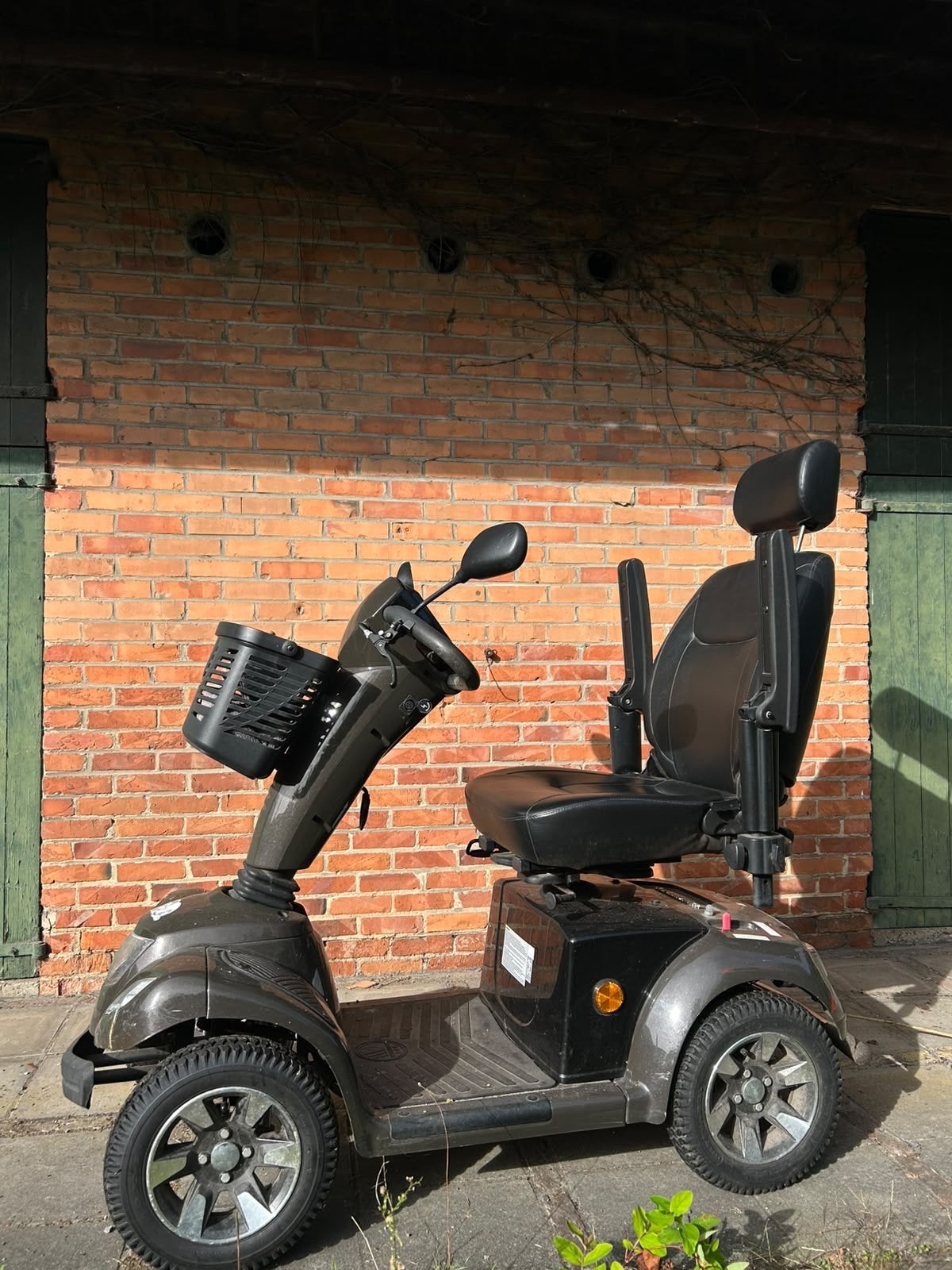 Goed gebruikte scootmobiel, Diversen, Gebruikt, 15 km of minder, 11 t/m 15 km/u, Ophalen