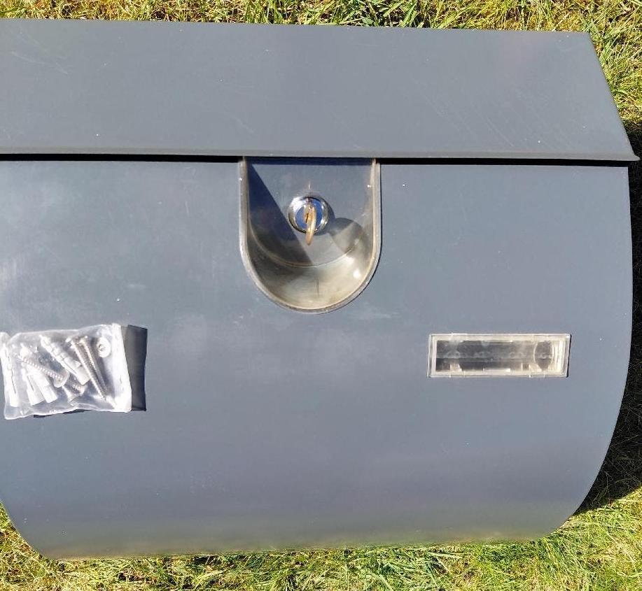 Brievenbus voor muurbevestiging, Ophalen, Zo goed als nieuw, Aluminium, Wandbrievenbus