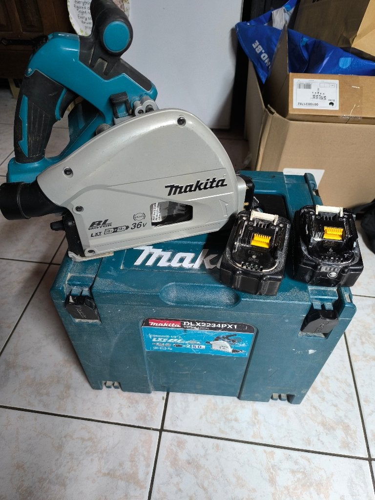 Scie circulaire plongeante Makita DSP600, Bricolage & Construction, Enlèvement, Comme neuf, Scie circulaire, Makita