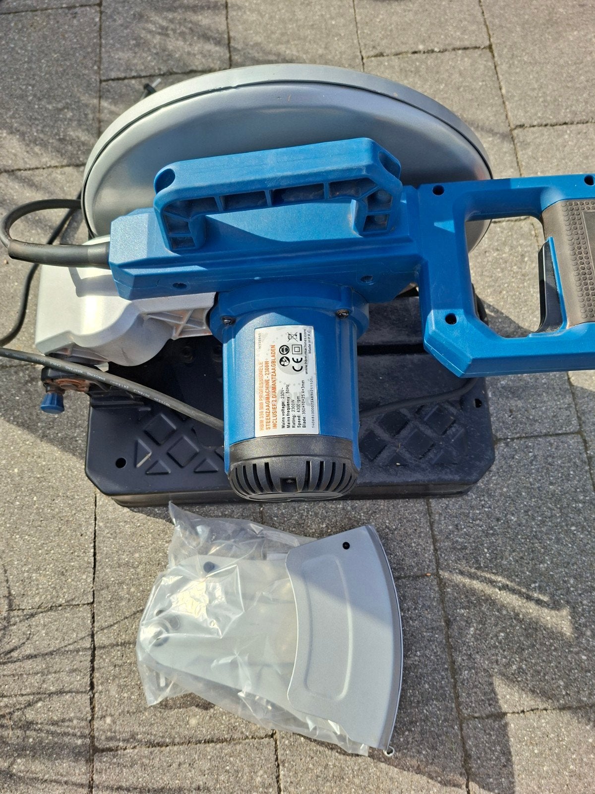 steenzaag voor gevelstenen, Ophalen